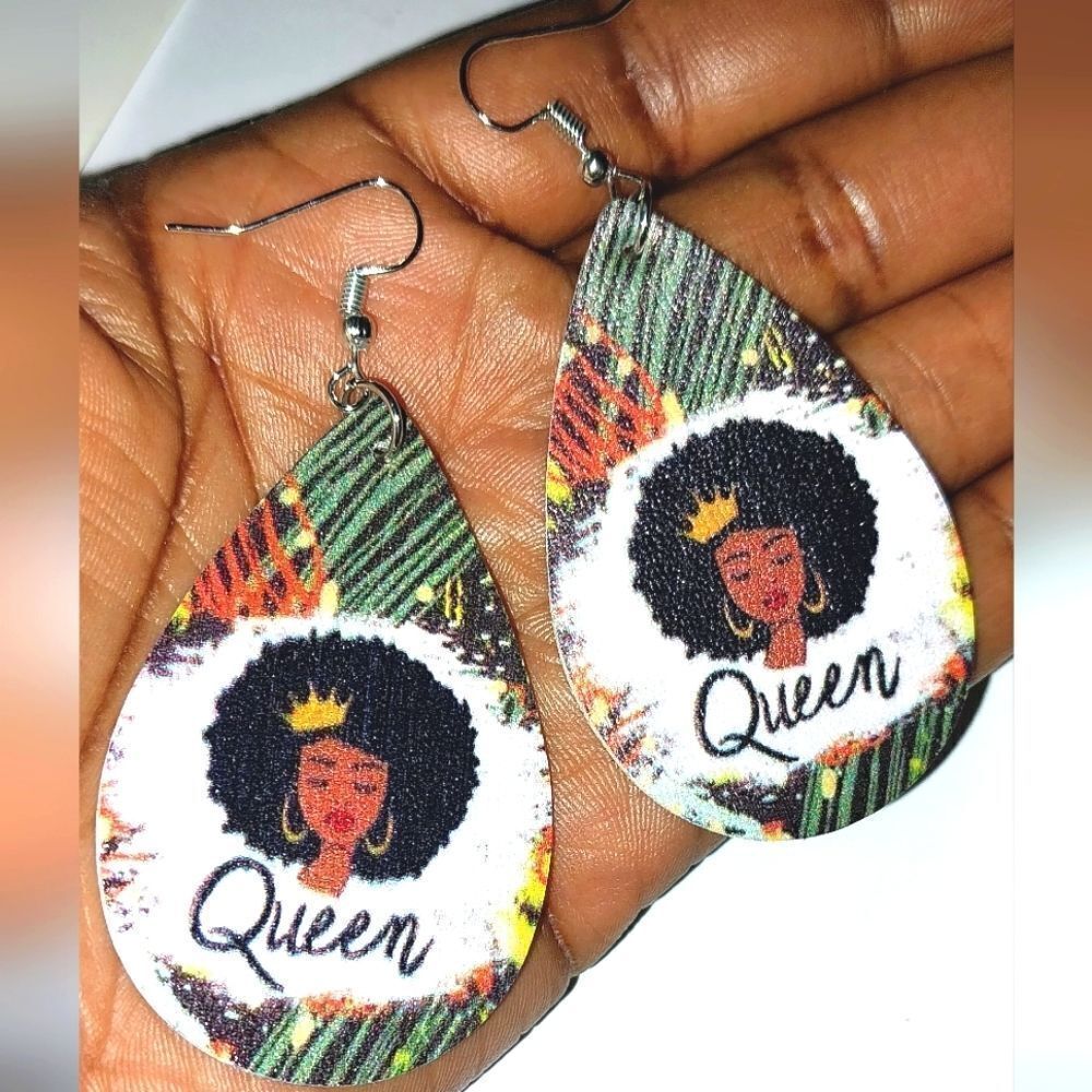 Fun dangle queen earrings